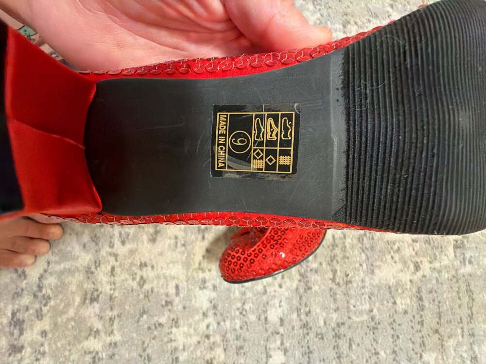 Ellie Judy Red Sequin Bow Pumps Wizard of Oz Dorothy Shoes Size 9 - Picture 5 of 5